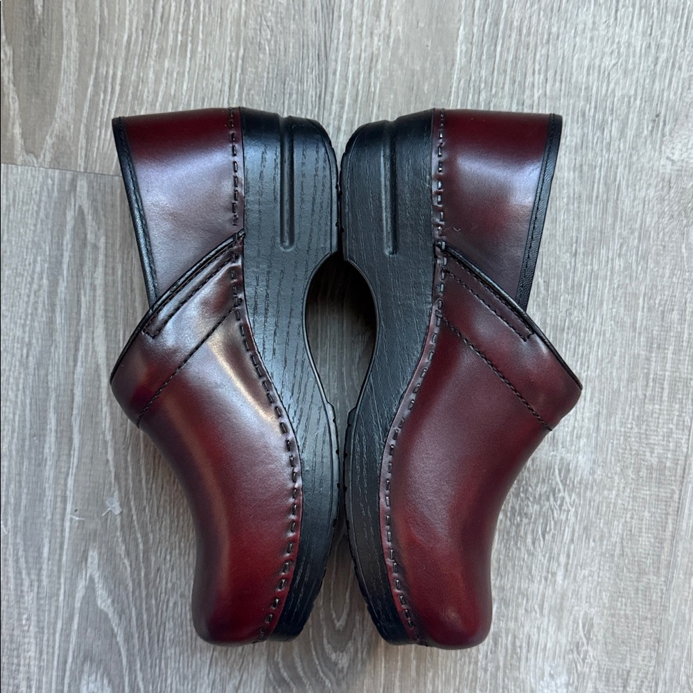 Dansko Burgundy Mules - Picture 5 of 8